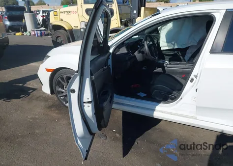 2020 Honda Civic Sport z USA, uszkodzony, nr VIN 2HGFC2F80LH600903